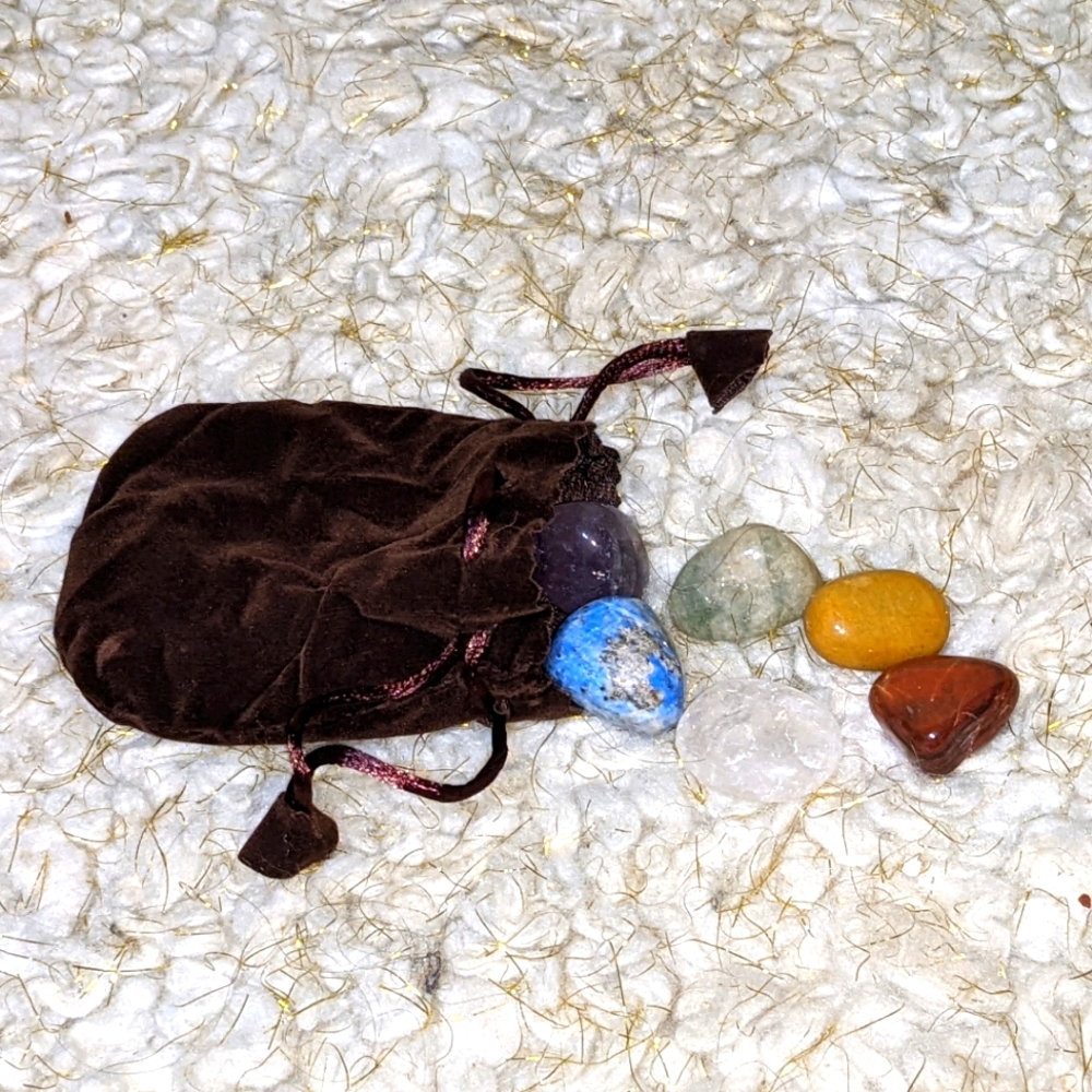 Polished Gemstone Starter Kit Velvet Pouch Rocks Geology Quartz Jasper Lazuli - Picture 6 of 8